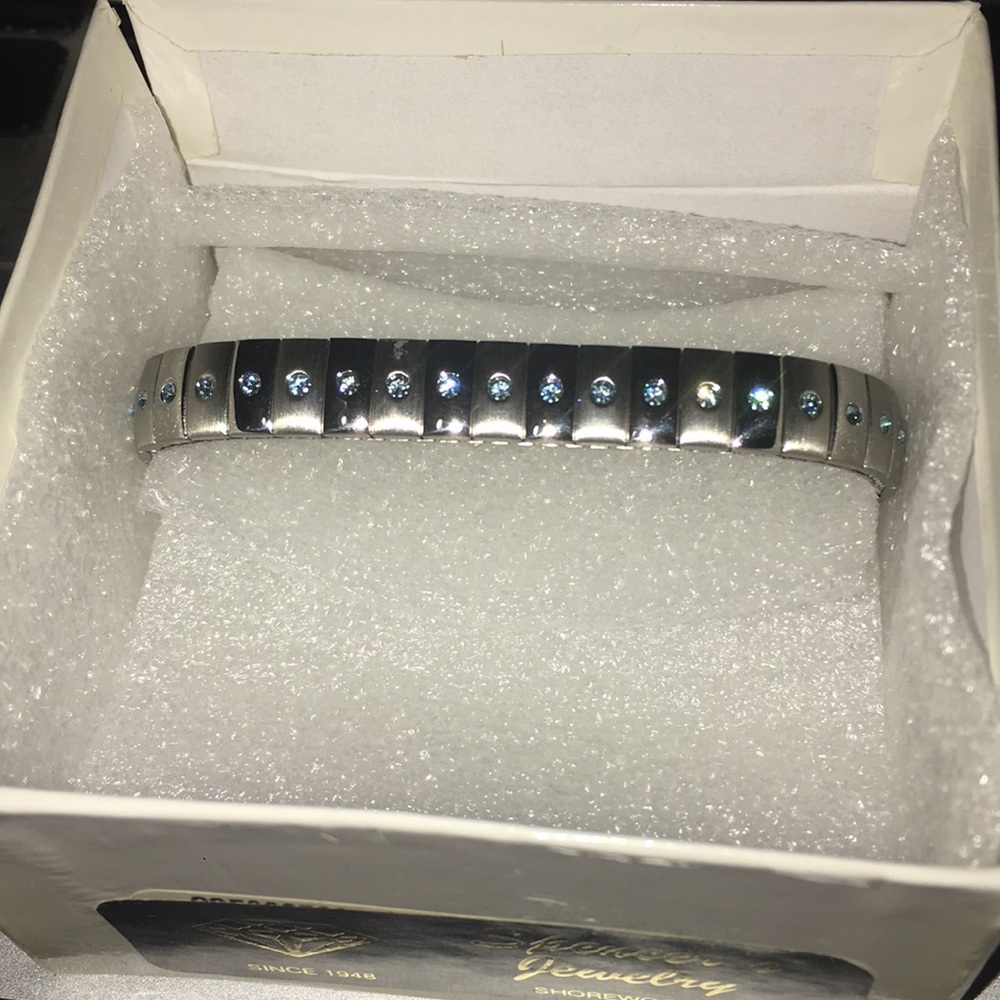 Bracelet with blue charms